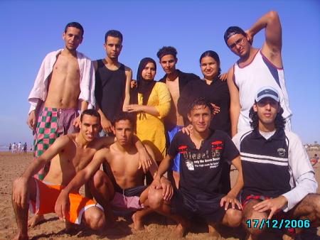 moi avec mes amis de groupe E de l'institut des arts graphique